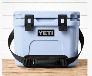 Yeti Roadie 15 w/lockport. Big Sky Blue. Brand New.