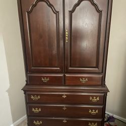 Nice Armoire
