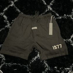 Authentic Fear of God ESSENTIALS Short NWT Sz S