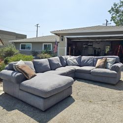 Delivery Available! Gray Sectional Couch Sofa Chaise 