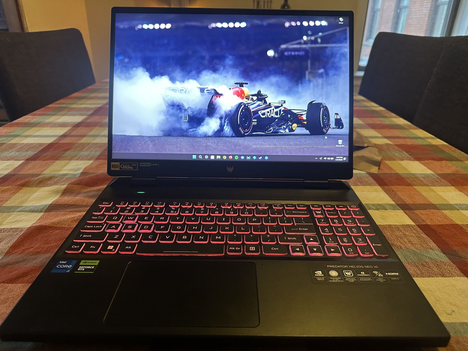 Presdator Helios Neo 16 intel i7 13700HX, NVIDIA RTX4060 165hz 2560x1600, monitor mouse and keyboard