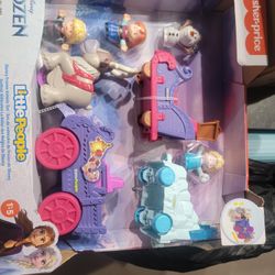 Fisher Price Little People Disney Frozen Vehicle Playset Elsa Anna Olaf Kristoff  Sven