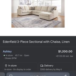 Sectional Couch With Right Chase 