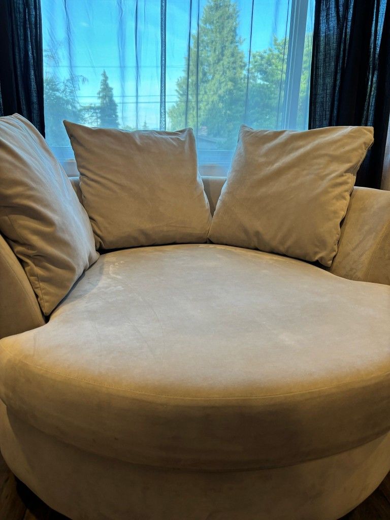 Cuddler Chair In Grey