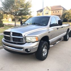 2004 DODGE RAM 