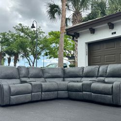 Couch/Sofa Sectional - Manual Recliner - Leather - Gray - Delivery Available 🚛