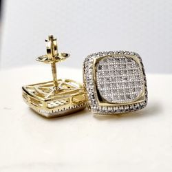 10k Gold Pair Of Diamond Earrings 