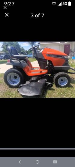 Husqvarna riding mower 54-in hydrostatic only 220 hours