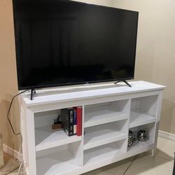 TV Stand For Family/living room - White - Brand new - Heavy Duty