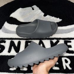 adidas Yeezy Slide Slate Grey (Size 10 Fits Like A Size 9)