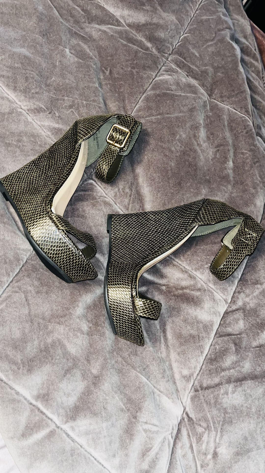 Green Snake Skin Style Wedge Heels