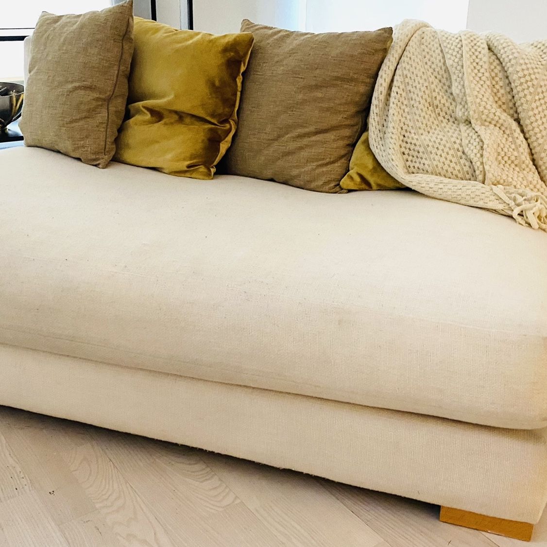 Cb2 piazza on sale apartment sofa