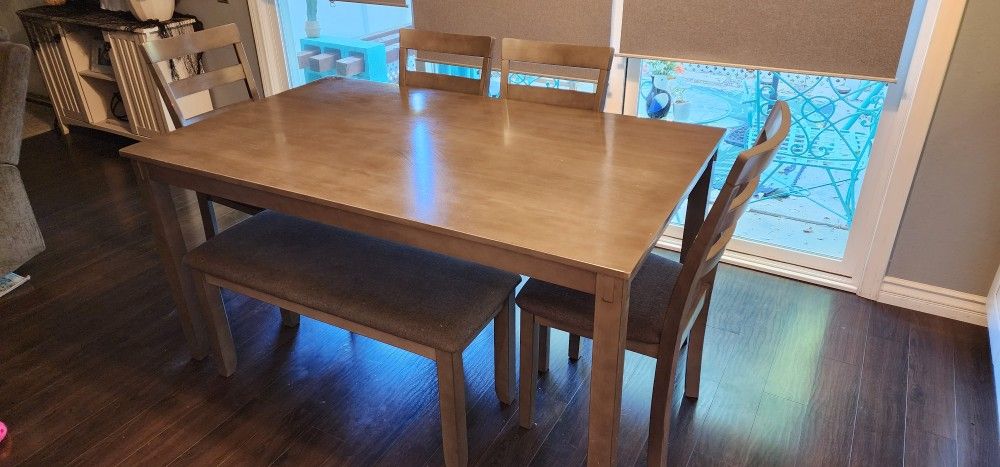 Dining Room Table And Chairs