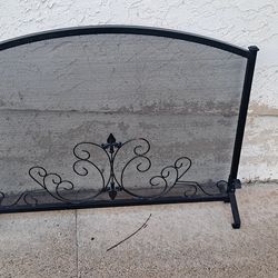 Fire place screen