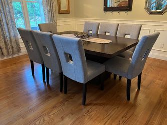 Pedestal dining room table with 8 chairs