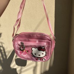 Real Littles Mini Backpacks Sanrio Kuromi Hellokitty Collectible Toys for  Sale in Charlotte, NC - OfferUp