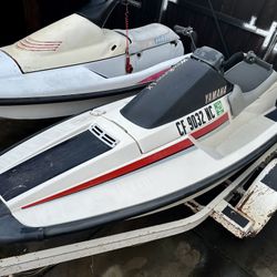 2 Yamaha Jetskis and Trailer - Titles in hand