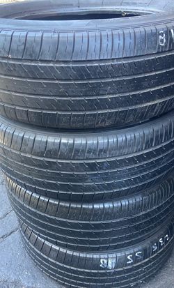 4 Llantas Usadas Bridgestone Ecopia 235/55/18 $180 las 4