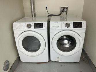 Samsung Front Load Washer & Gas Dryer Set