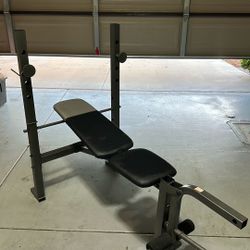 Weight Bench 