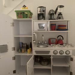 Full Kitchen Set 
