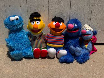 Sesame Street Plush Set - Cookie Monster, Bert, Ernie, Grover & Super Grover