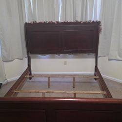 Wood Bed Frame 