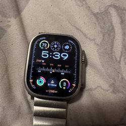 titanium Apple Watch Ultra