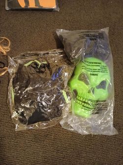 Halloween Costumes Masks & Misc