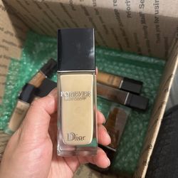 Dior forever skin glow 1.5W