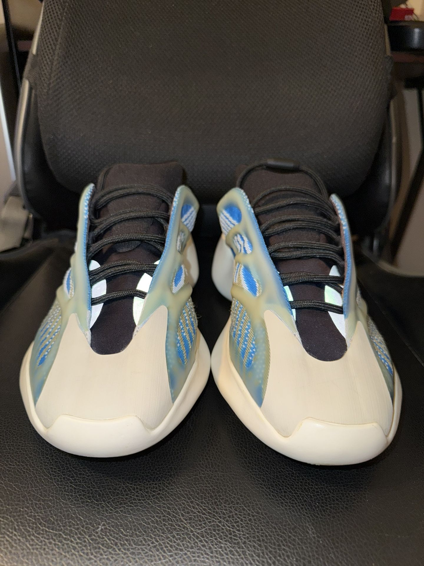 Adidas Yeezy 700 V3 Arzareth