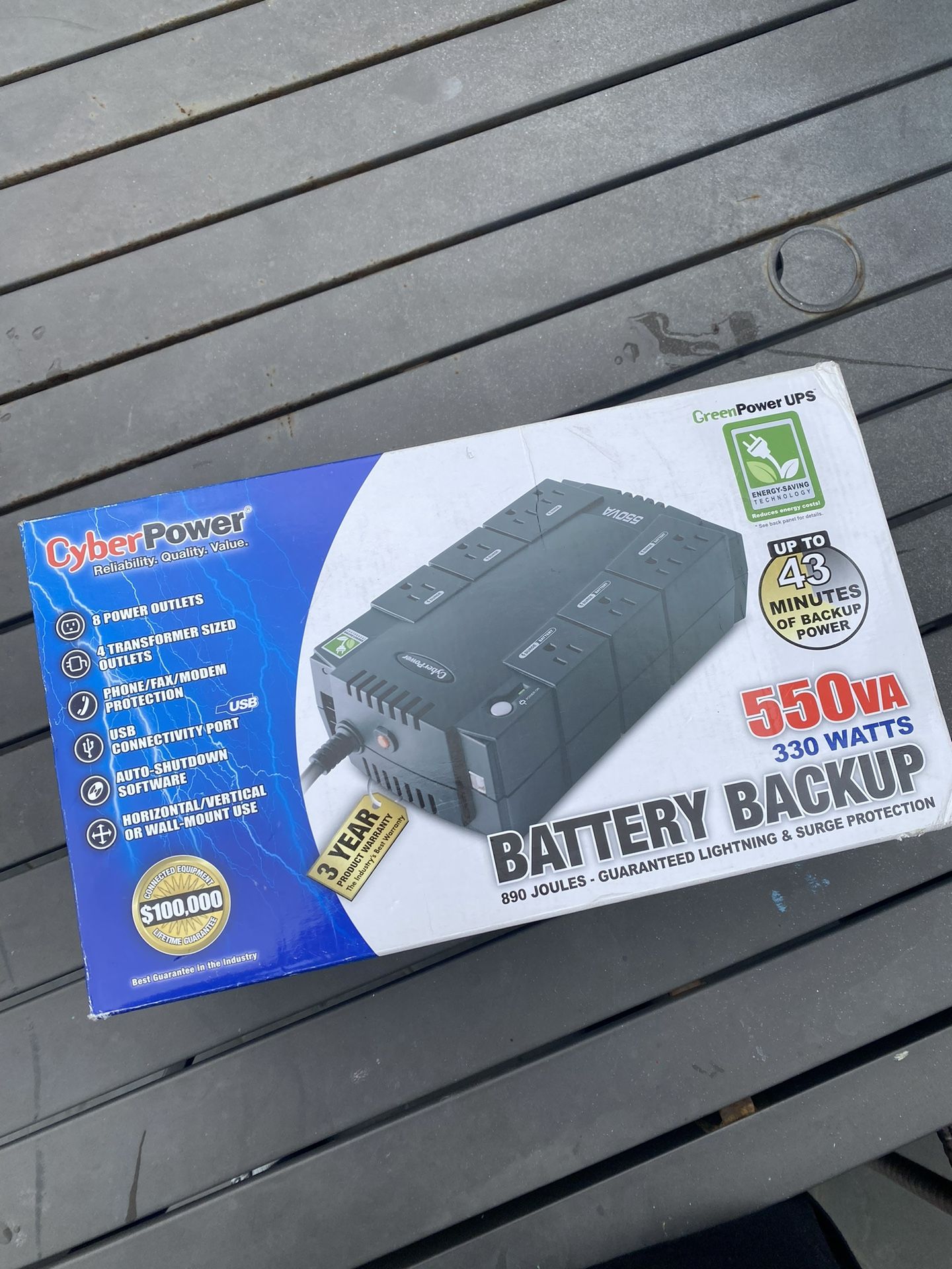 CyberPower UPS Standby Green - 550VA/330W 8-Outlet