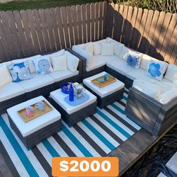 New inbox patio set (we finance and deliver)($54 down,90 day no interest payment plan)