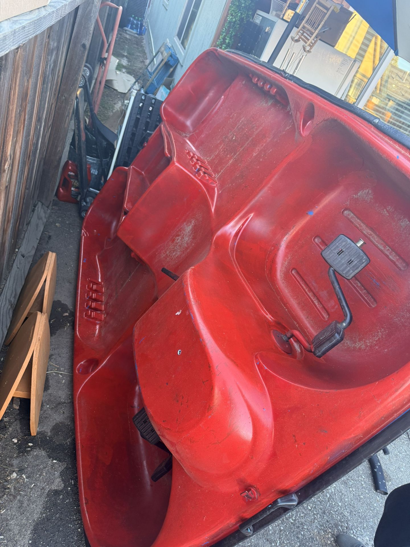 🚤 Pedal Boat for Sale – $120