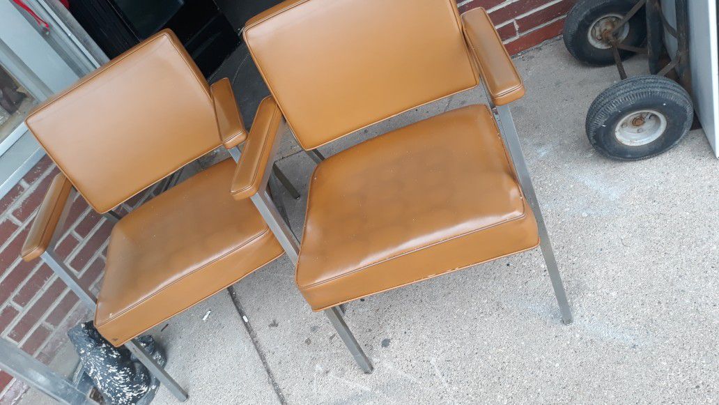 Office chairs available $15 delivery options available for small fee!!!
