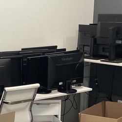 120 Computer Monitors
