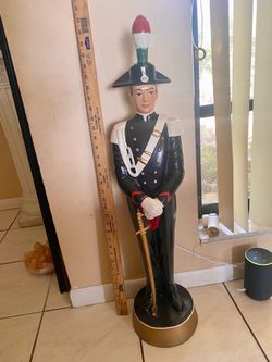 Italian Carabinieri Military Soldier Figurine Statue