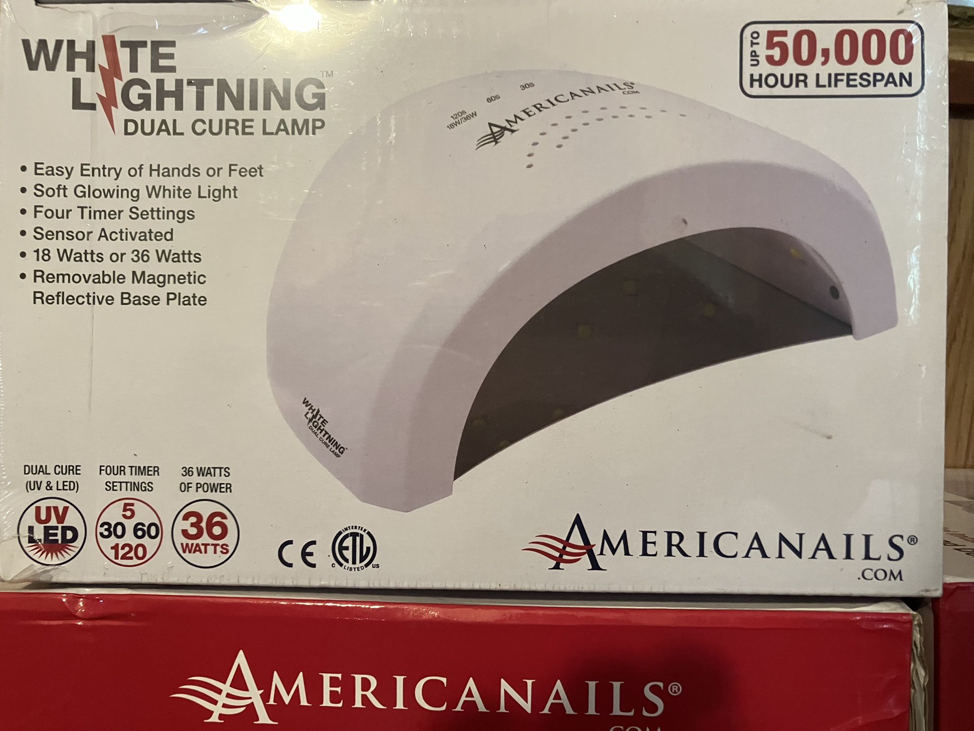 White Lightning Dual Cure Lamp 