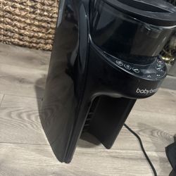 Baby Brezza Formula Pro Advanced WiFi Baby Formula Dispenser
