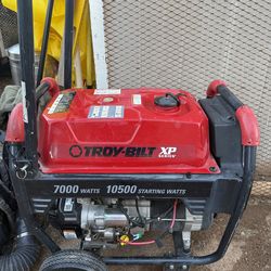 Generator      7000 Watt XP Series Portable Generator
