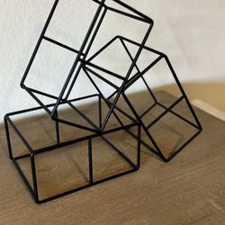 Black Metal Wine Rack 