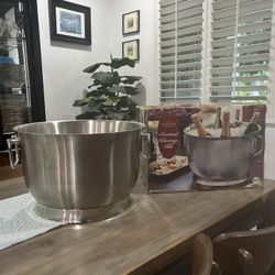 Insulated Beverage Holder