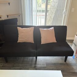 Black Futon