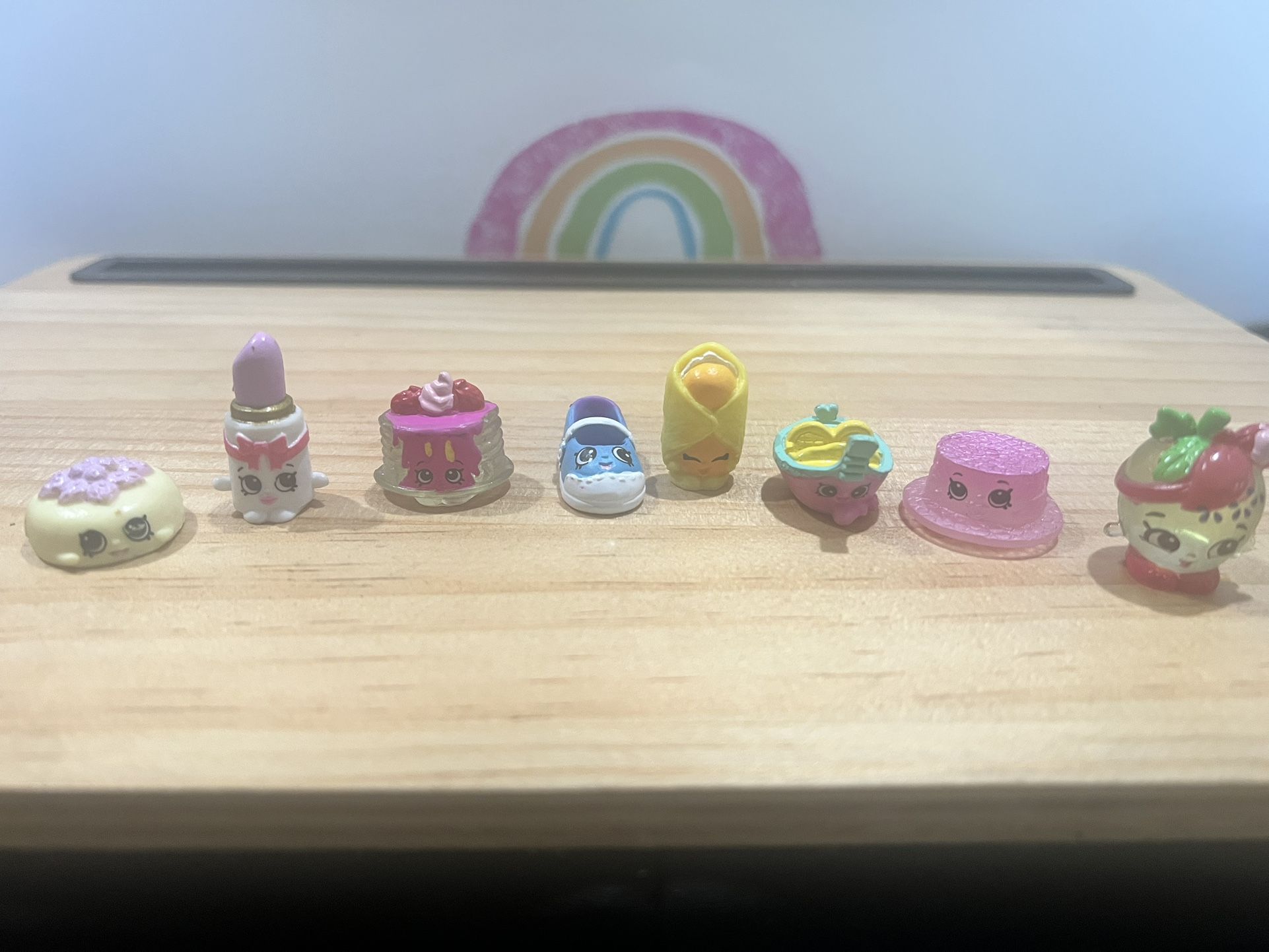 SHOPKINS BUNDLE OF 8 - ALL FOR $5
