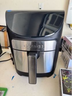 Black Gourmia 7-quart Digital Airfryer