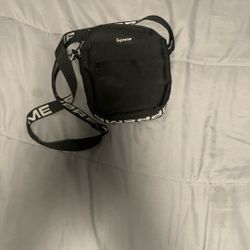 Supreme fanny pack