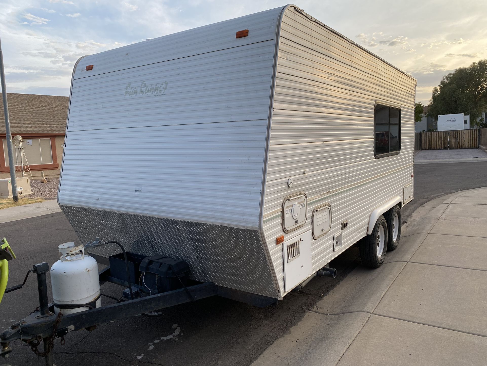 Carson Fun Runner Ft Toy Hauler Ton Towable Camper Trailer For Sale In Sun City Az