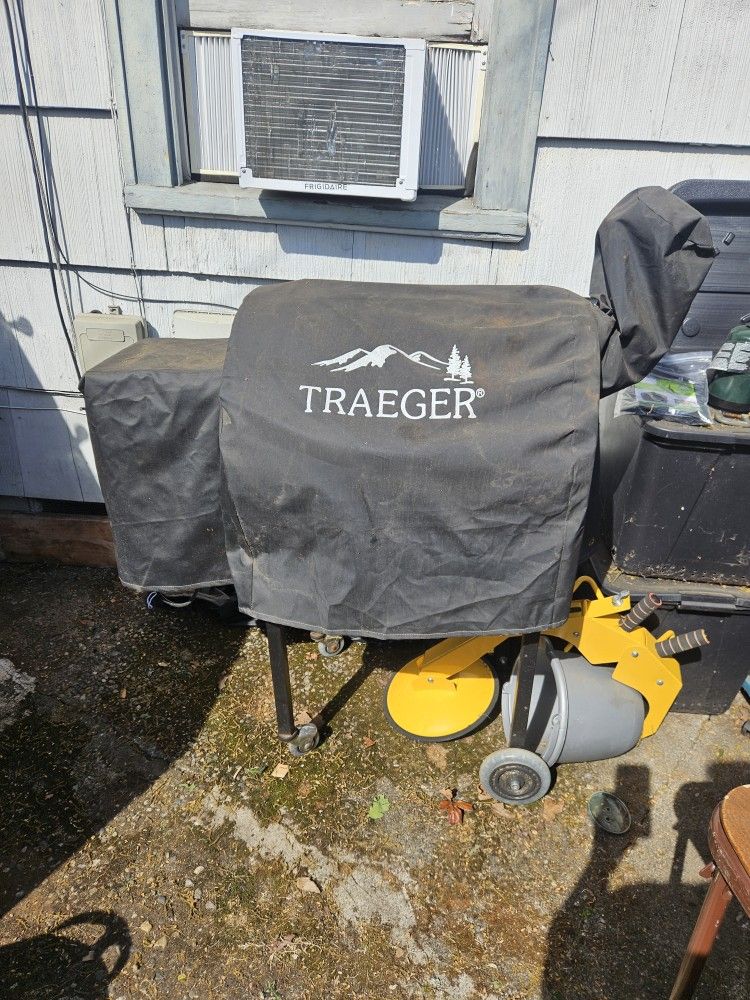 Traeger Pellet Grill 