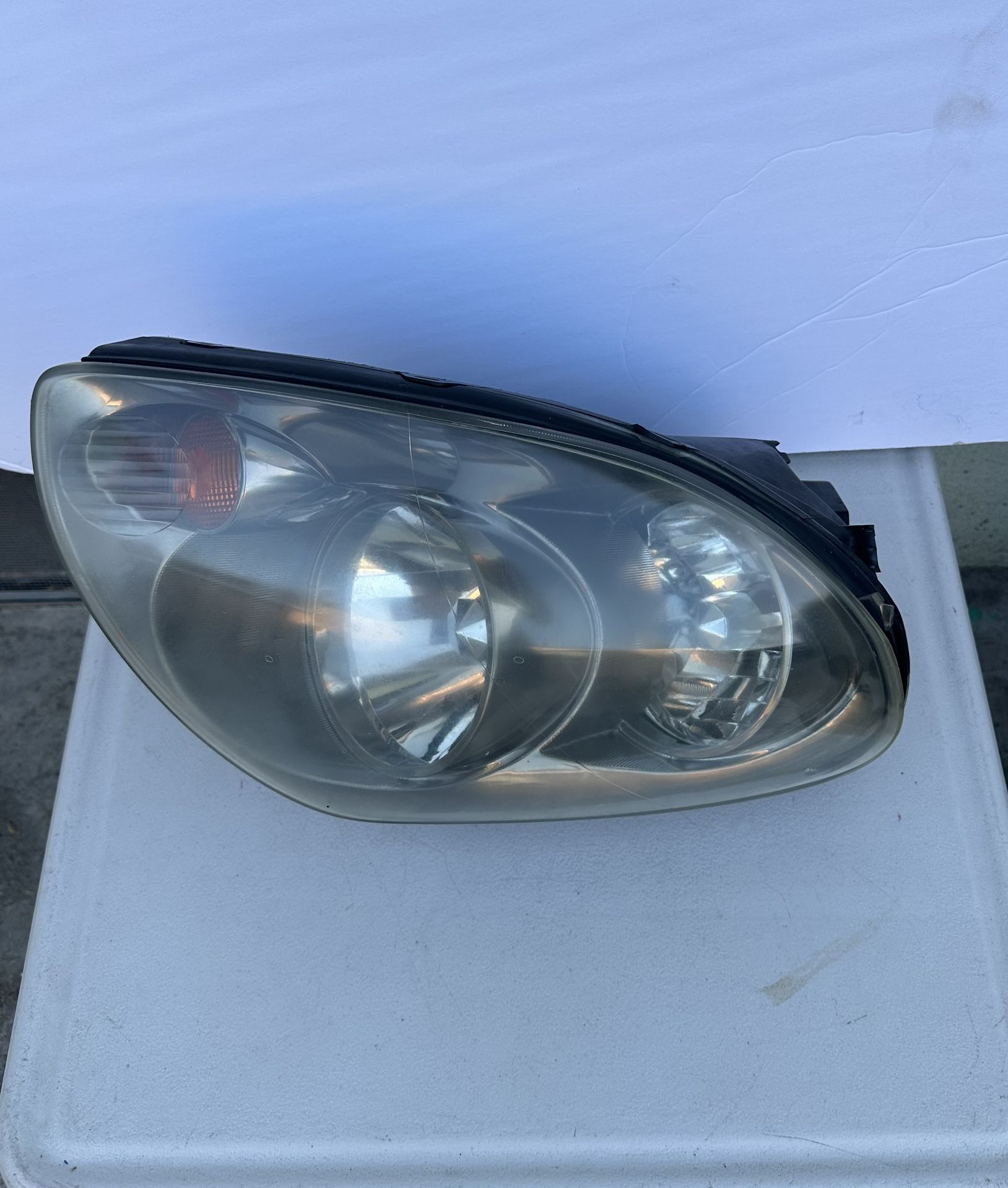2003 Infiniti G35 Headlight