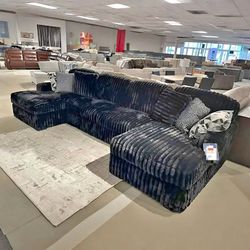 Midnight-Madness Onyx 3 Piece Double Chaise Sectional